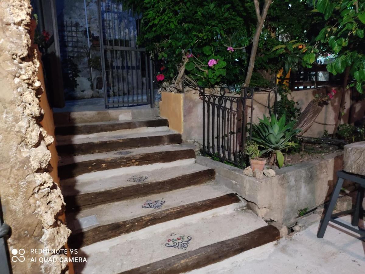 Casa Vacanze Fondaco Di Scillato Scillato  Exterior photo